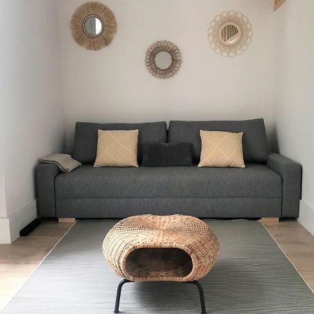 Apartamento Duplex Planta Baja Con Aparcamiento Gratuito En Palacio De Mijares Apartment Llanes Exterior photo