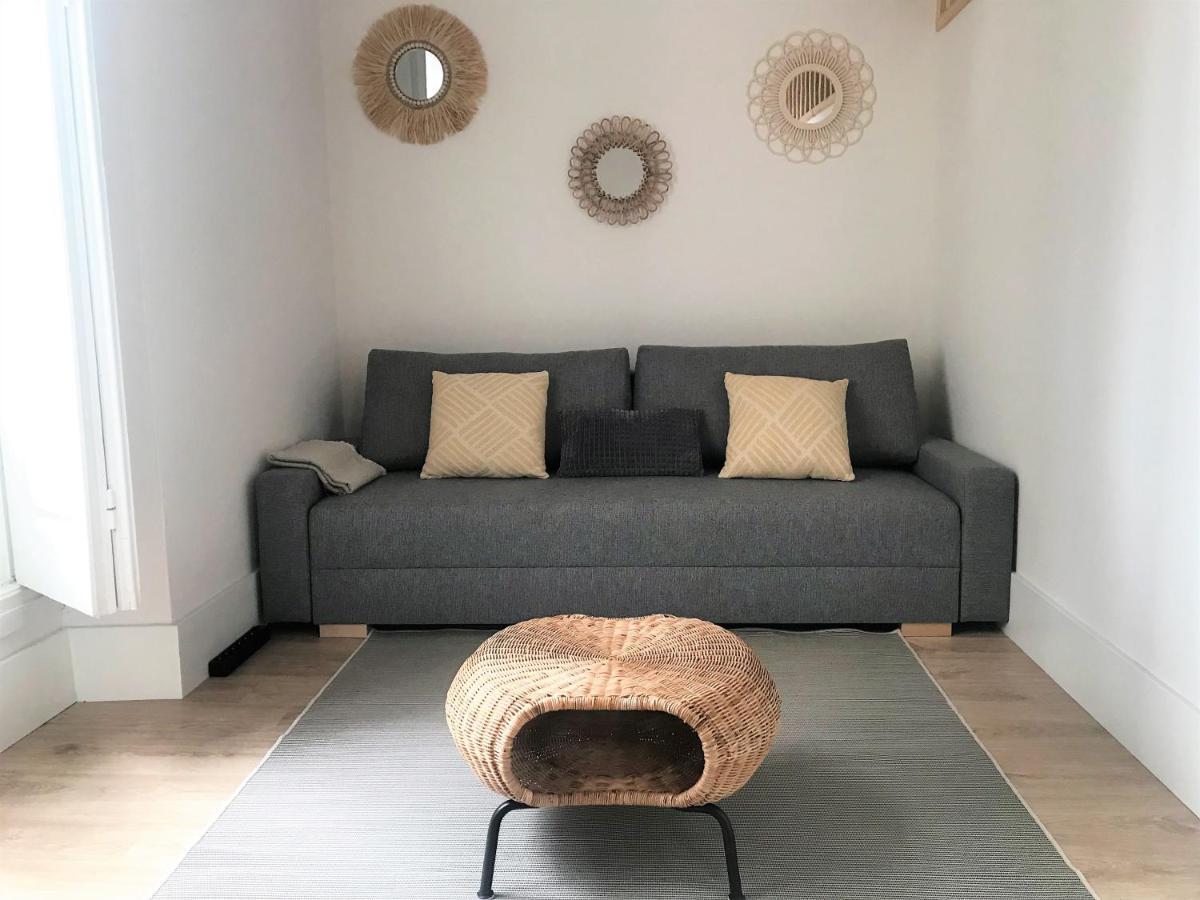 Apartamento Duplex Planta Baja Con Aparcamiento Gratuito En Palacio De Mijares Apartment Llanes Exterior photo
