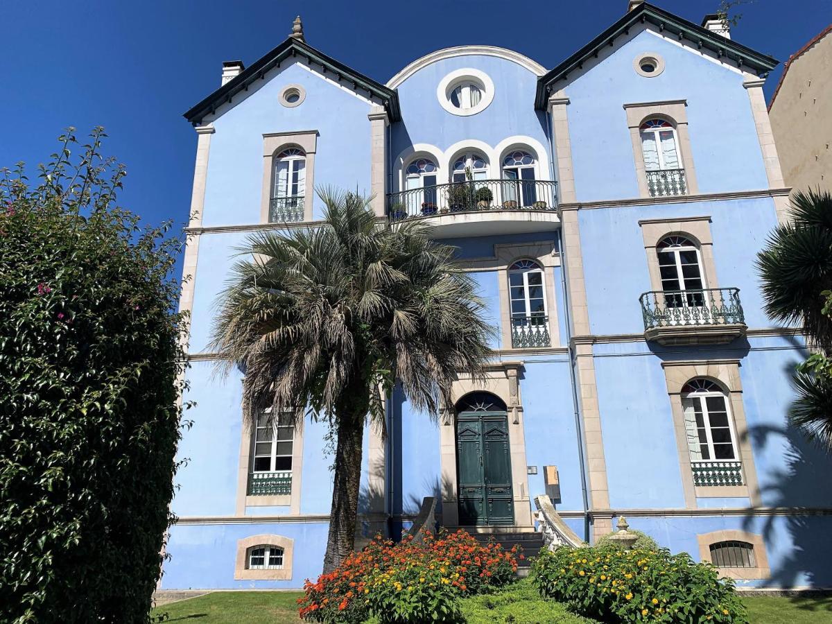 Apartamento Duplex Planta Baja Con Aparcamiento Gratuito En Palacio De Mijares Apartment Llanes Exterior photo